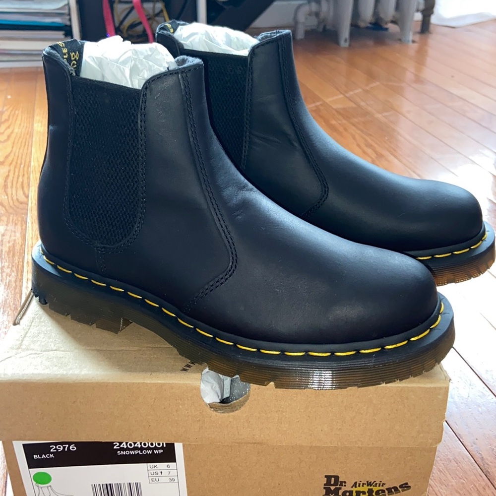 Dr. Martens 2976 DM’s Wintergrip Chelsea Boots